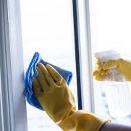 Sławomir Kiełek - Dokładne mycie okien