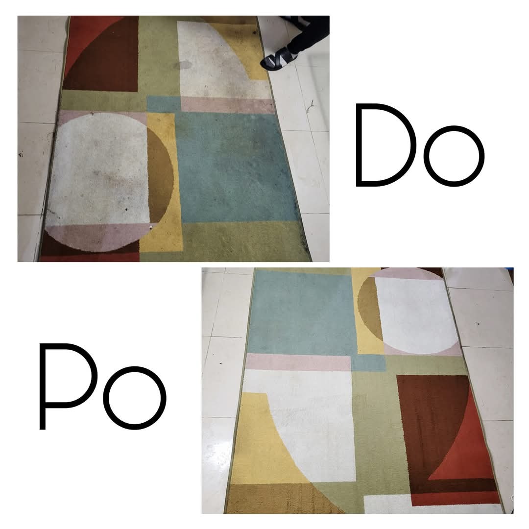 Dywan z geometrycznym wzorem w odcieniach brązu, zieleni i beżu, podzielony na dwie części: górna pokazuje stan przed czyszczeniem, z widocznymi plamami, dolna po czyszczeniu, z odświeżonymi...