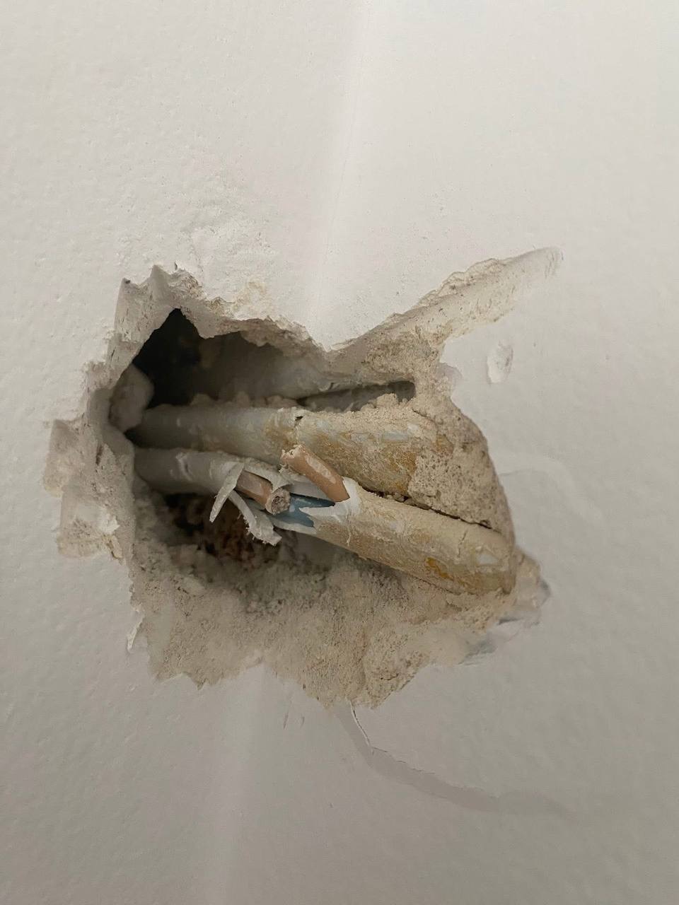 Naprawa uszkodzonych przewodów