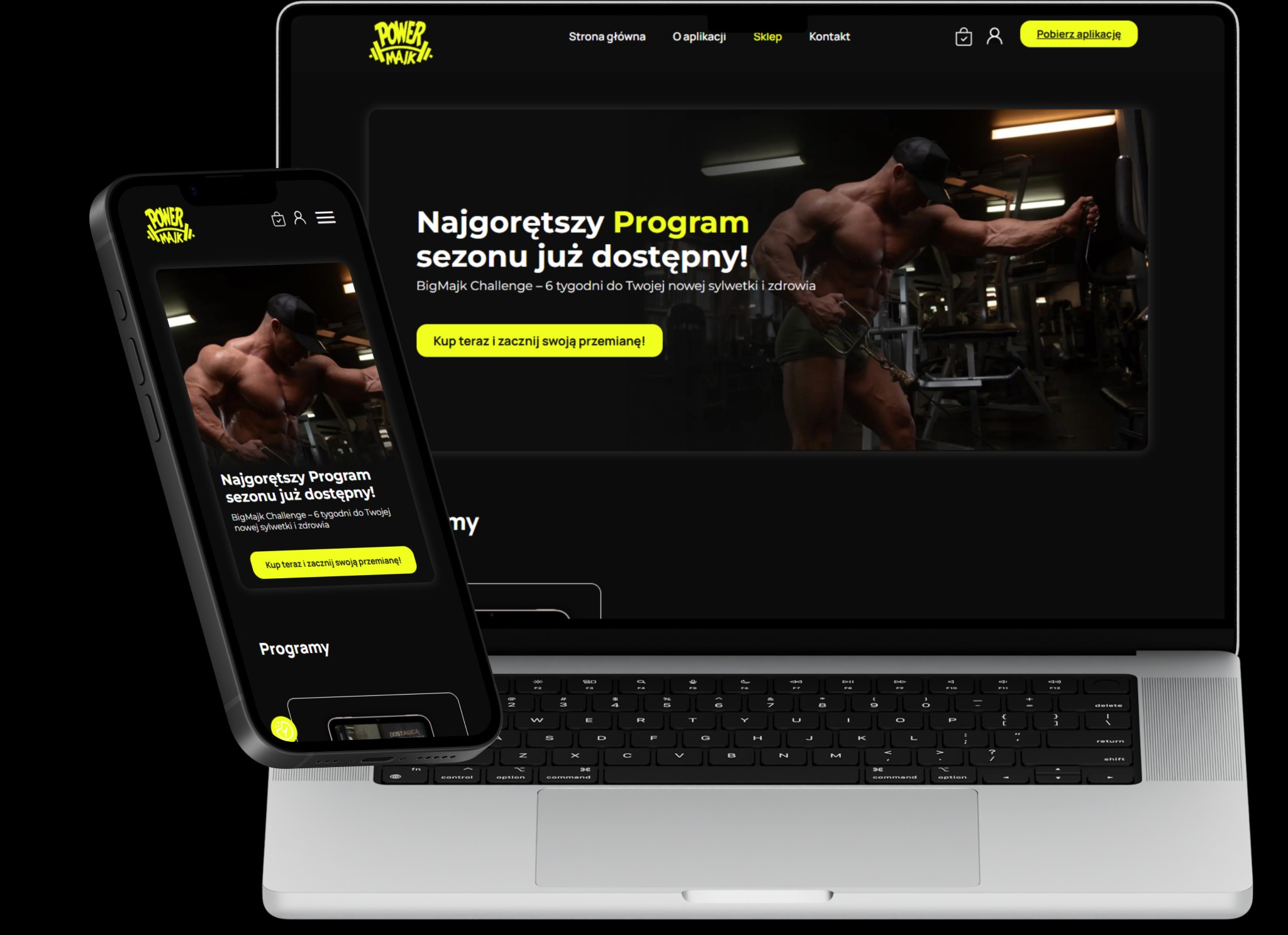 Ekran laptopa i smartfona prezentujące stronę internetową z programem treningowym i wizerunkiem wysportowanego mężczyzny na siłowni, widoczne logo firmy Power Majk.
