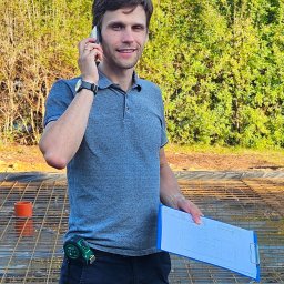 Szymon Pukownik kierownik budowy zapraszam do kontaktu.