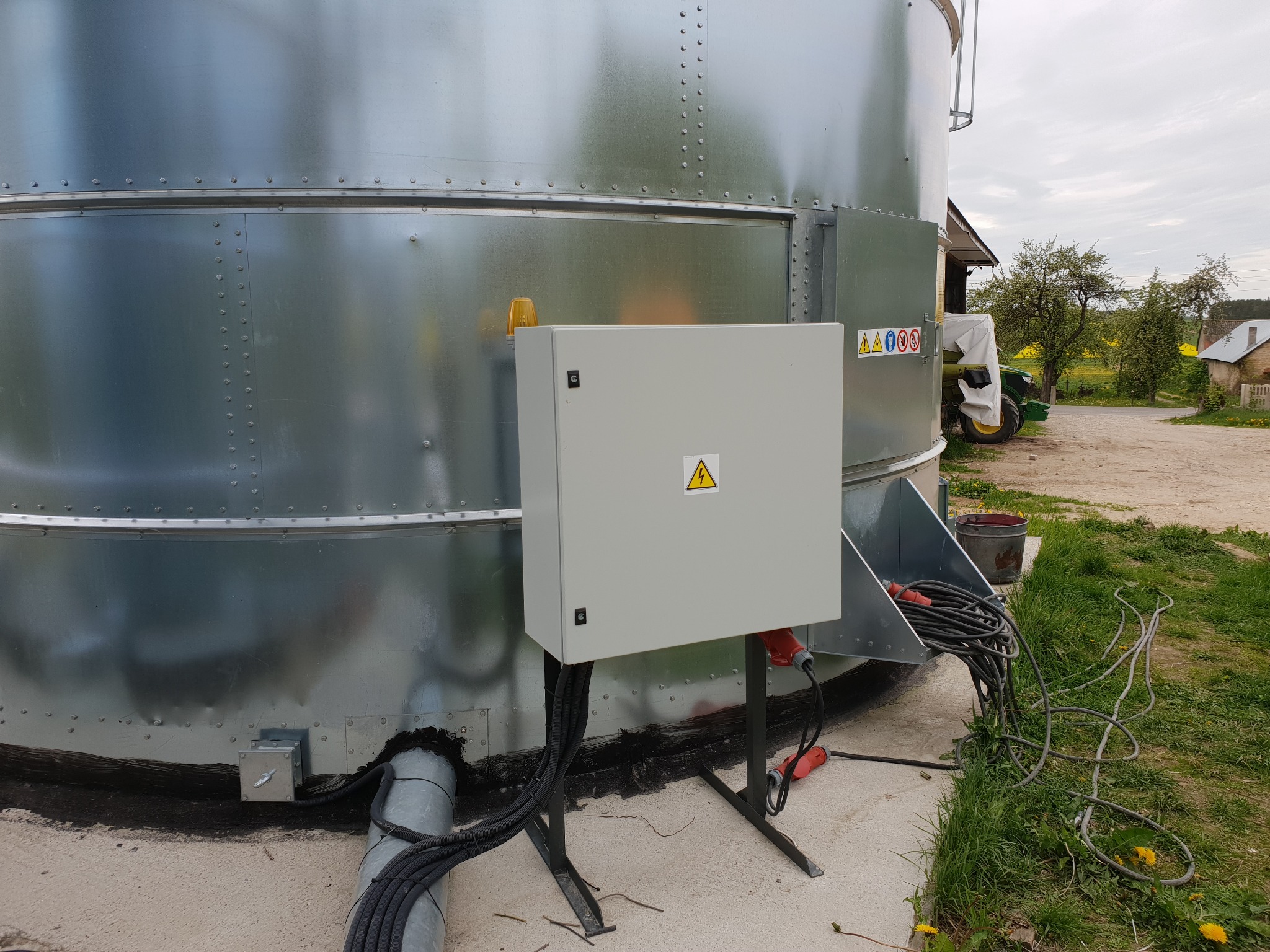 Szafa sterownicza z silosami