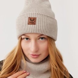 Przedstawiamy czapkę wełnianą BRIGID – 
Wykonana z wysokiej jakości przędzy –

skład: 100% WEŁNA MERINO