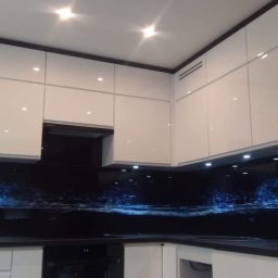 KRZYSZTOF KWIECIEŃ Diamond glass - Balustrady szklane Radomsko