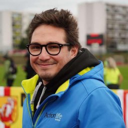 Rossi Remontuje Łukasz Rosiek - Adaptacja Poddasza Warszawa