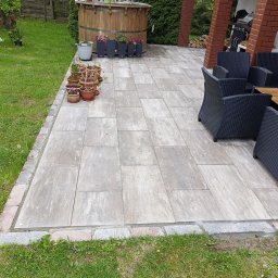 Płyty 40x80 przy domu moich rodziców