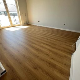 Panel podłogowy Swiss Krono Dąb odwieczny