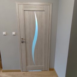 4 HOMES Wojciech Bodnar Wyposażenie i wykończenie wnętrz - Erkado drzwi bezprzylgowe ARALIA 1