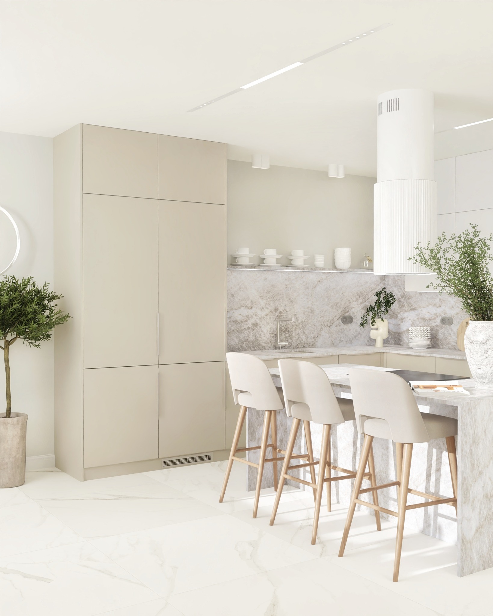 Jasna kuchnia z marmurowym blatem i hokerami. Minimalistyczny design, rośliny w ozdobnych donicach. Oświetlenie liniowe LED.  Nowoczesne wykończenie wnętrz.