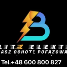 Logo firmy Blitz Elektro z symbolem błyskawicy wkomponowanym w literę B, slogan 'Masz ochotę pofazować' i numer telefonu +48 600 800 827 na czarnym tle.