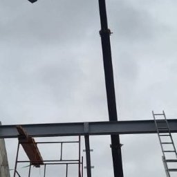 STALVER Katarzyna Chlistowska, Paweł Chlistowski s.c. - Montaż konstrukcji dachu o rozpiętości 17m