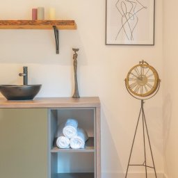 Laser Lumecca – usuwanie przebarwień i popękanych naczynek z użyciem lasera Lumecca.