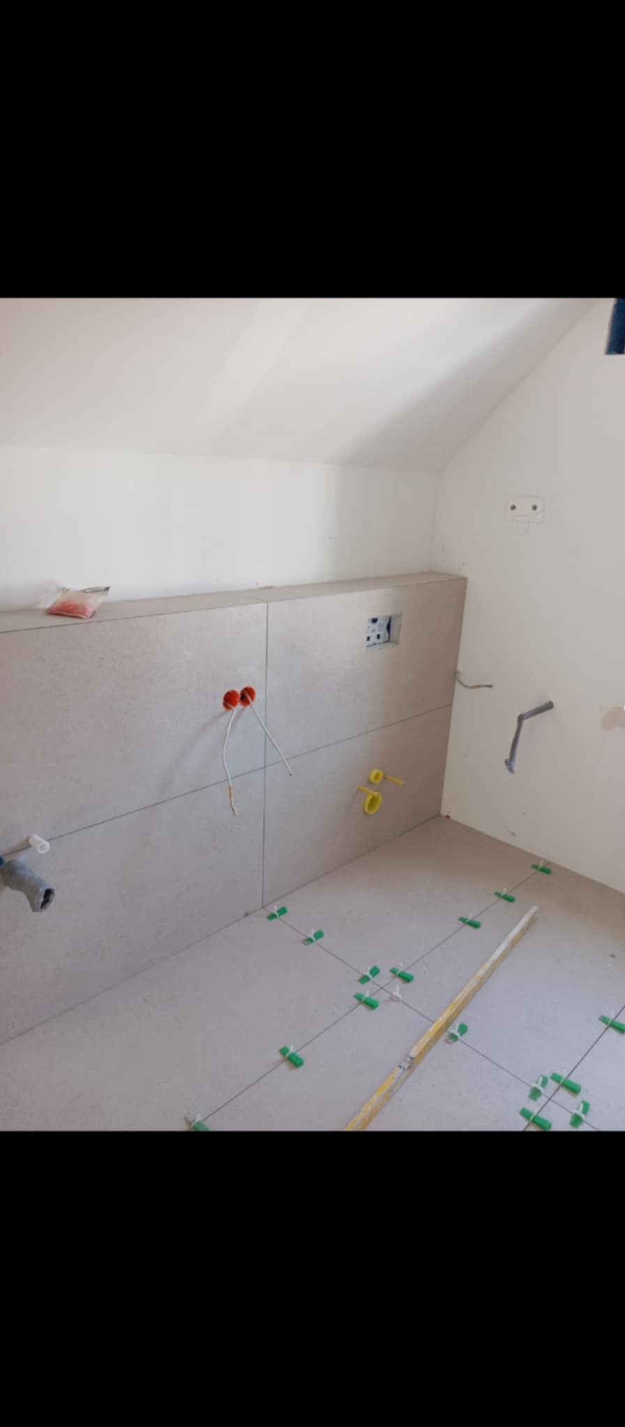 Łazienka w trakcie.