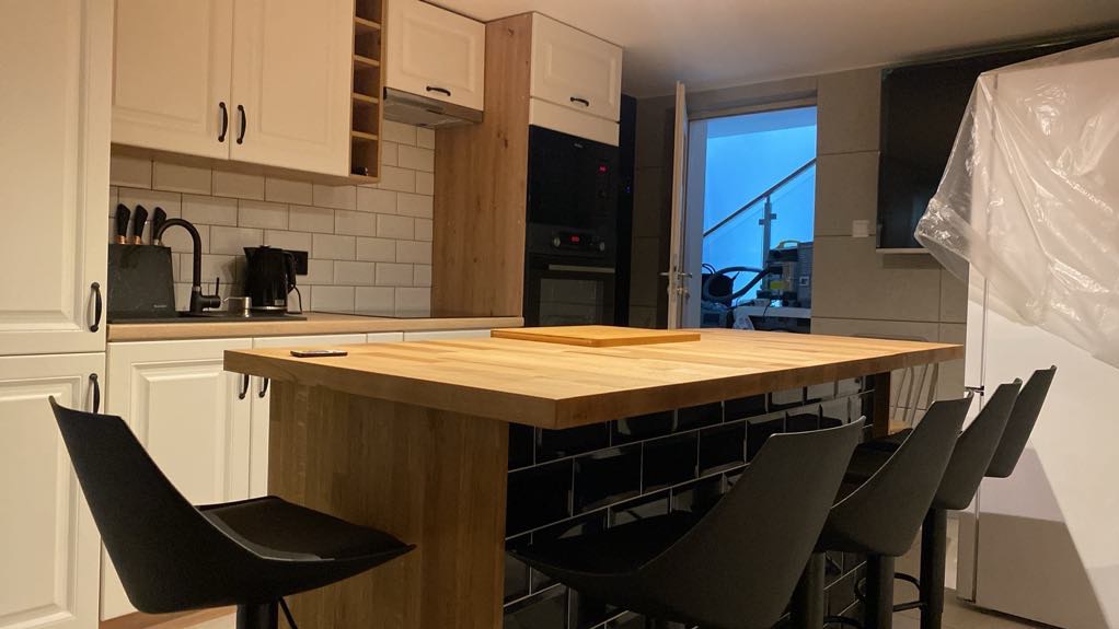 Kompleksowe wykończenie kuchni.