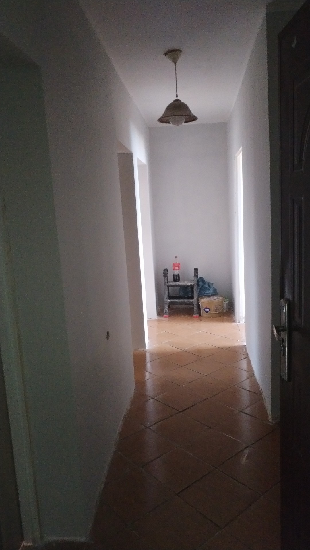 Położenie gładzi produktem atlas go