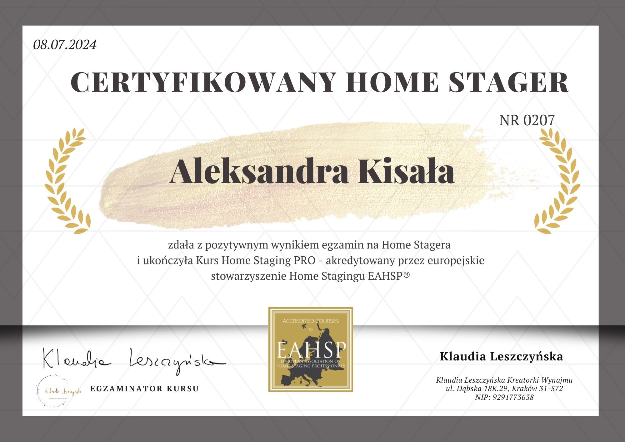 Ukończyłam jedyny w Polsce kurs Home Stangingu, który jest certyfikowany przez Europejskie Stowarzyszenie Home Stagerów.