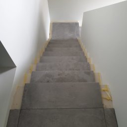 Złota Rączka Kołobrzeg - Schody kamien 2 cm