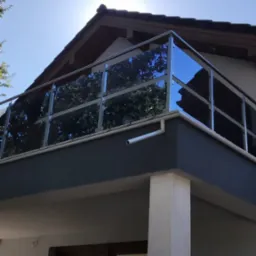 Balustrada tarasowa- stal AISI 304 + szyba samoczyszcząca.