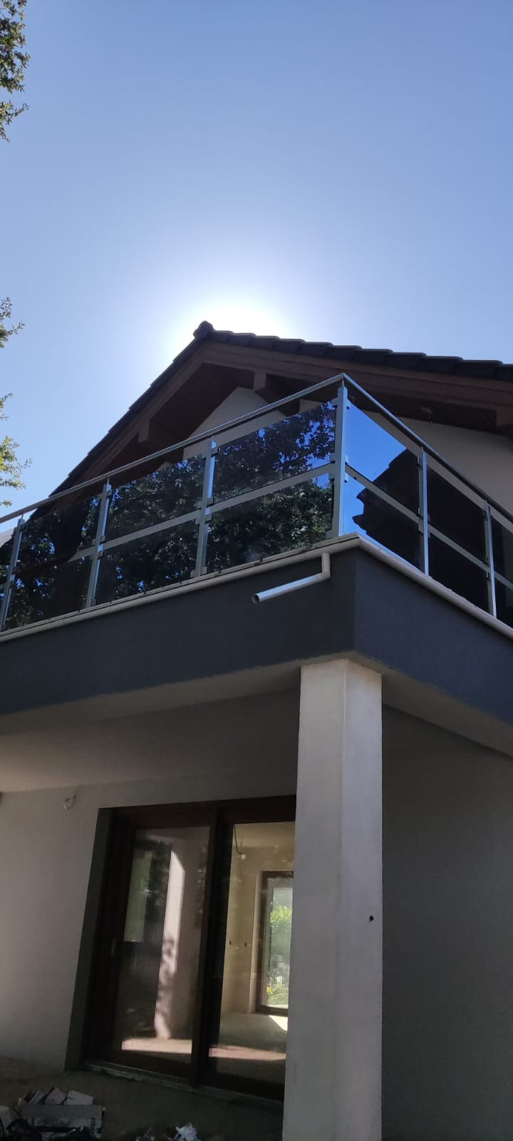 Balustrada tarasowa- stal AISI 304 + szyba samoczyszcząca.