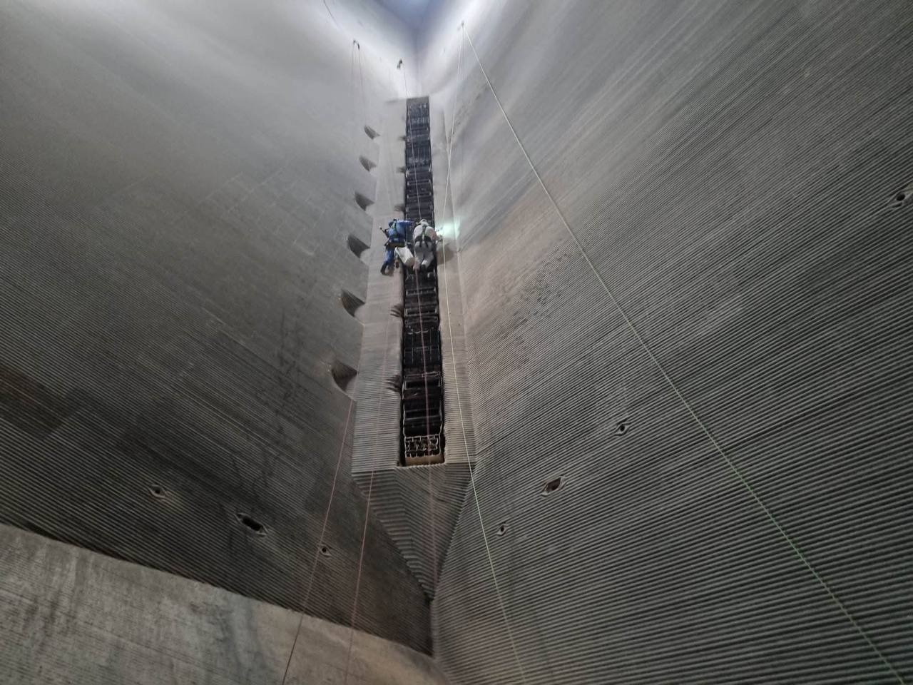 Prowadzenie prac inspekcyjnych w dostępie linowym