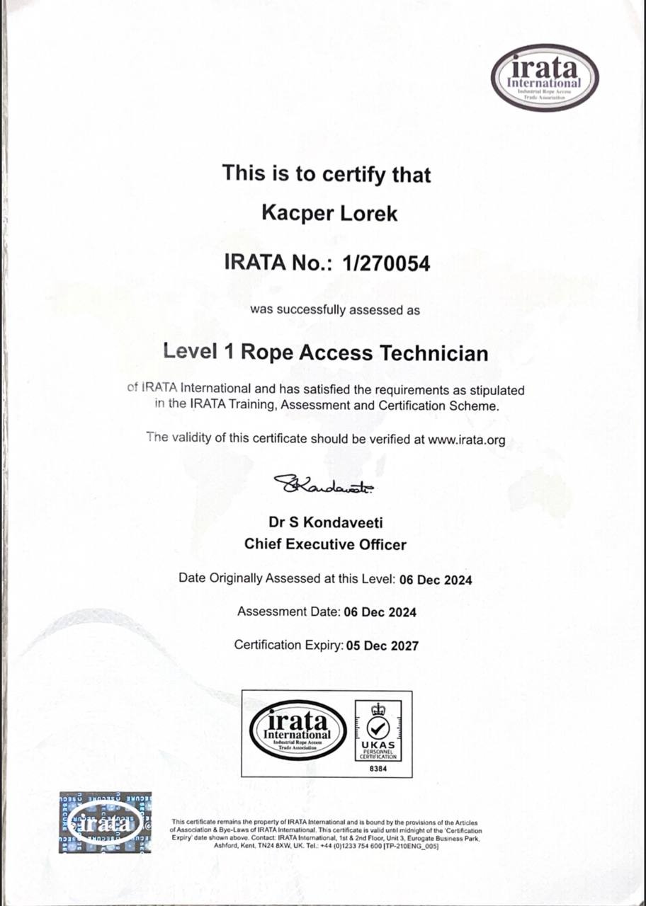 Uprawnienia do prac w dostępie linowym.