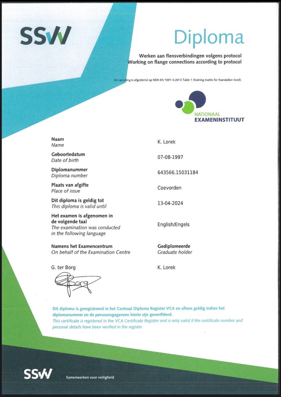 Praca na połączeniach kołnierzowych zgodnie z protokołem.