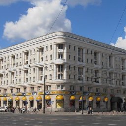 Piotr Adamczyk Zakład Remontowo Budowlany - Termomodernizacja budynku przy al. Solidarności w Warszawie - po realizacji.