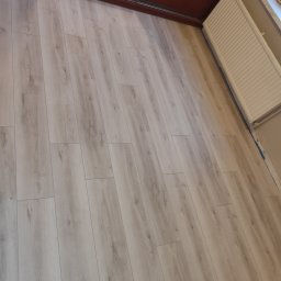 Układanie paneli Świniowice 4