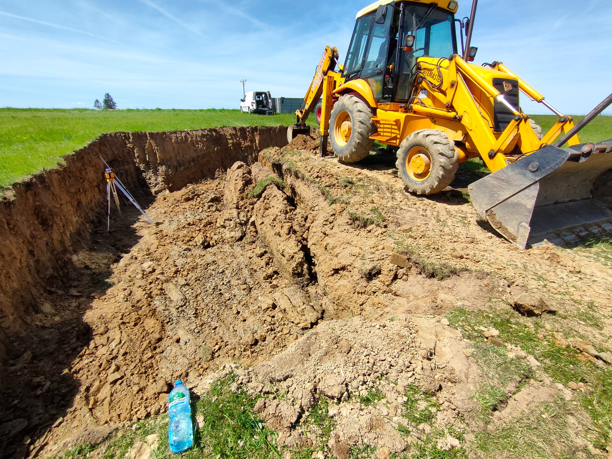 Wykopy budowlane, realizacja pod dom z piwnicą.