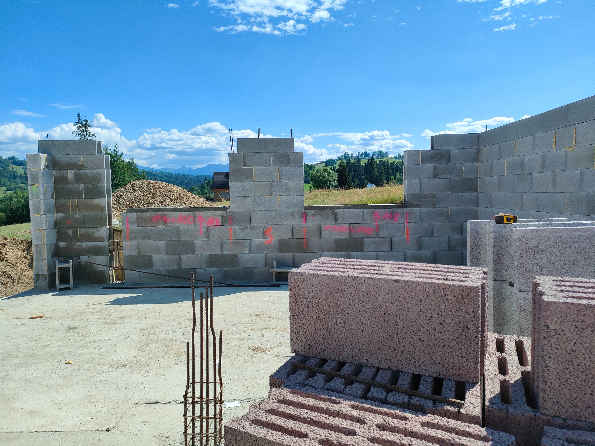 Pustaki keramzytobetonowe