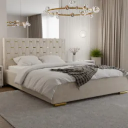 Beżowe łóżko tapicerowane z geometrycznym wzorem na wezgłowiu, białą pościelą i pledem w kratę, na tle nowoczesnej sypialni z dekoracyjnym oświetleniem.