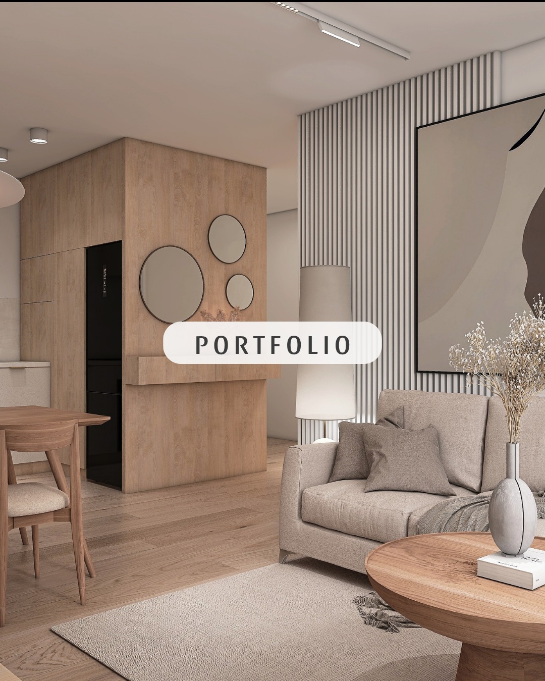 Jasne wnętrze mieszkania z drewnianą zabudową, okrągłymi lustrami i beżową sofą. Minimalistyczny design z akcentami naturalnych materiałów i subtelnym oświetleniem.