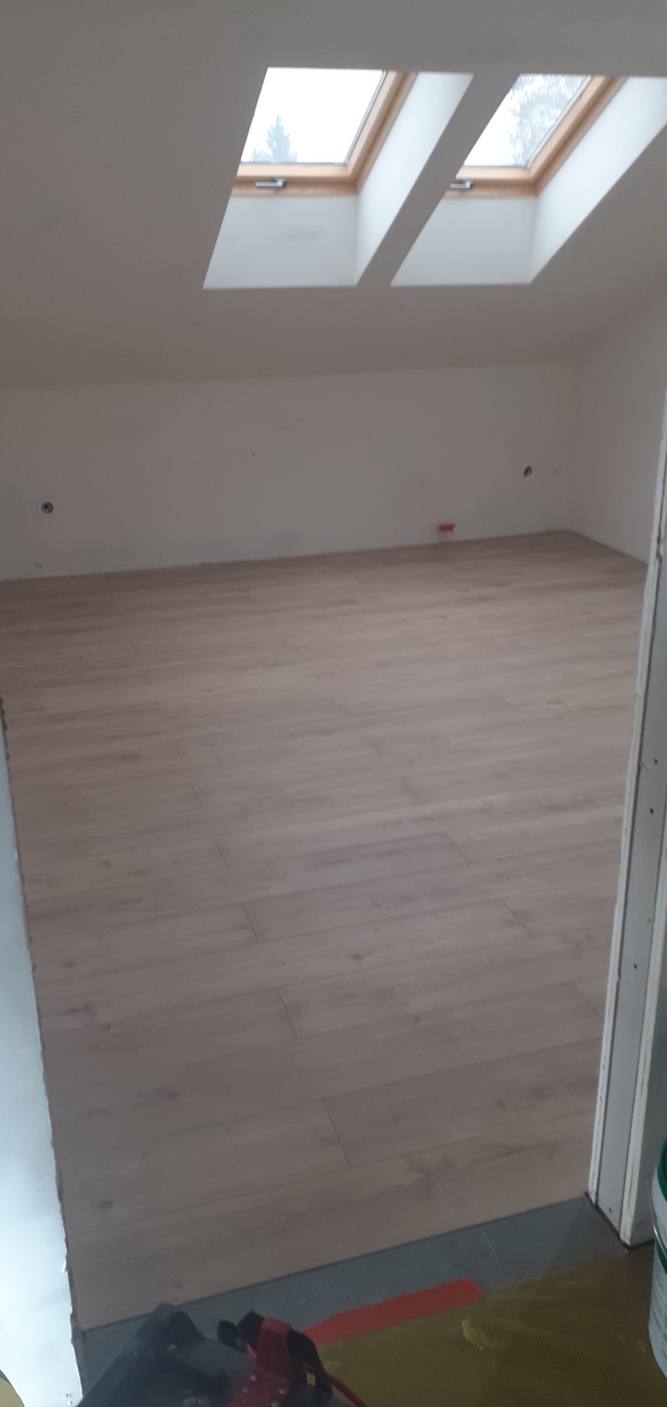 szpachlowanie, podłogi , elektryka