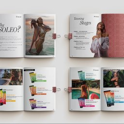 Pixeloza Studio - Otwarta broszura reklamowa z fotografiami modelek prezentujących produkty do opalania i opisy poszczególnych linii kosmetyków, takich jak Mango Tango, Lolli Pop i Tropic Kiss.