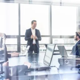 Profesjonalne doradztwo i szkolenia