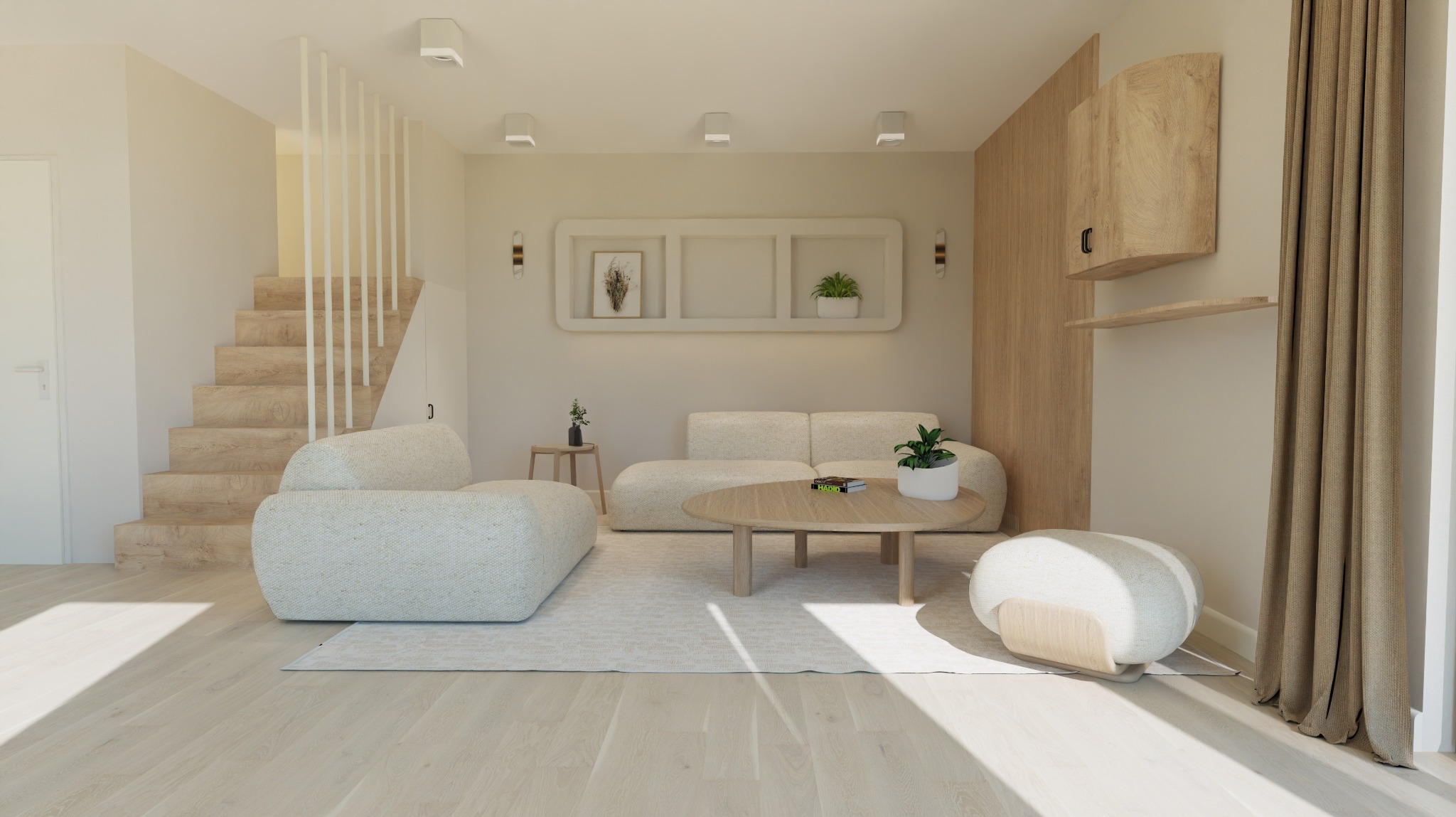 Jasny salon z drewnianymi schodami, beżową sofą i fotelami. Na ścianie półki z dekoracjami i drewniane panele. Całość w neutralnej kolorystyce i minimalistycznym stylu.