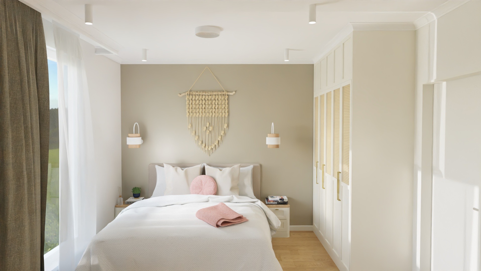 Jasna sypialnia w stylu boho: biała pościel, makrama na ścianie, lampki nocne i szafa z rattanowymi wstawkami. Przytulne wnętrze z elementami naturalnymi.