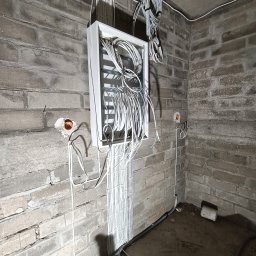 Artur Radecki - Dobry Elektryk Szczecinek