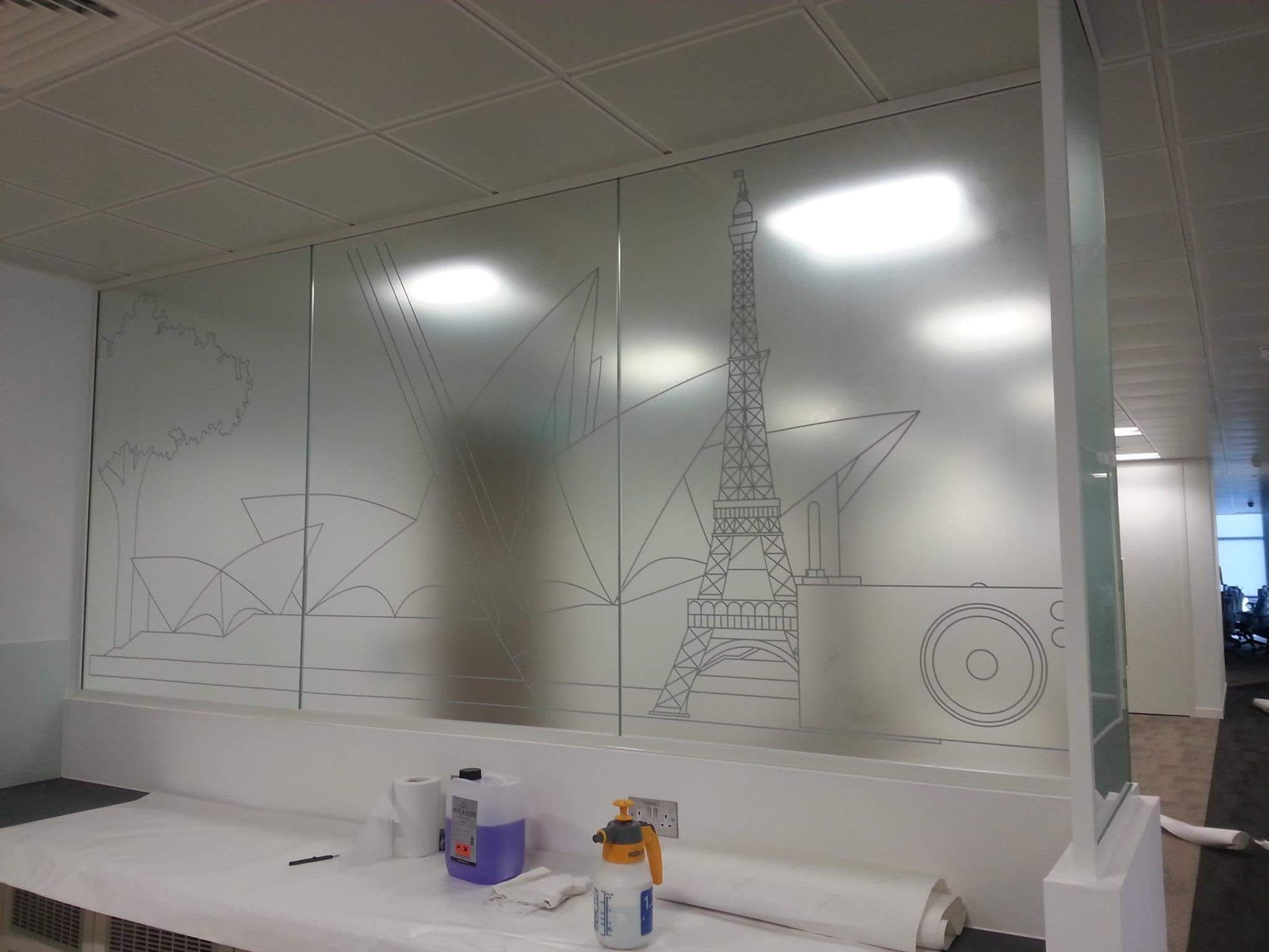 grafika na folii mrozonej