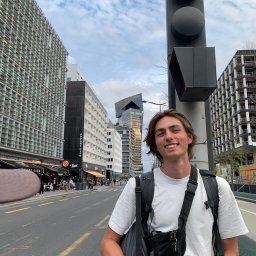 Filip Malak - Sklepy Online Warszawa