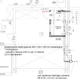 HYDRA Biuro Projektowe Jan Cieśliński - Projekt instalacji gazowej: schemat kotłowni 3,90 m² z szafką gazową 480x240x250 mm, reduktorem II stopnia GOK, instalacją doziemną średniego ciśnienia PE Ø 25x3,0 mm.