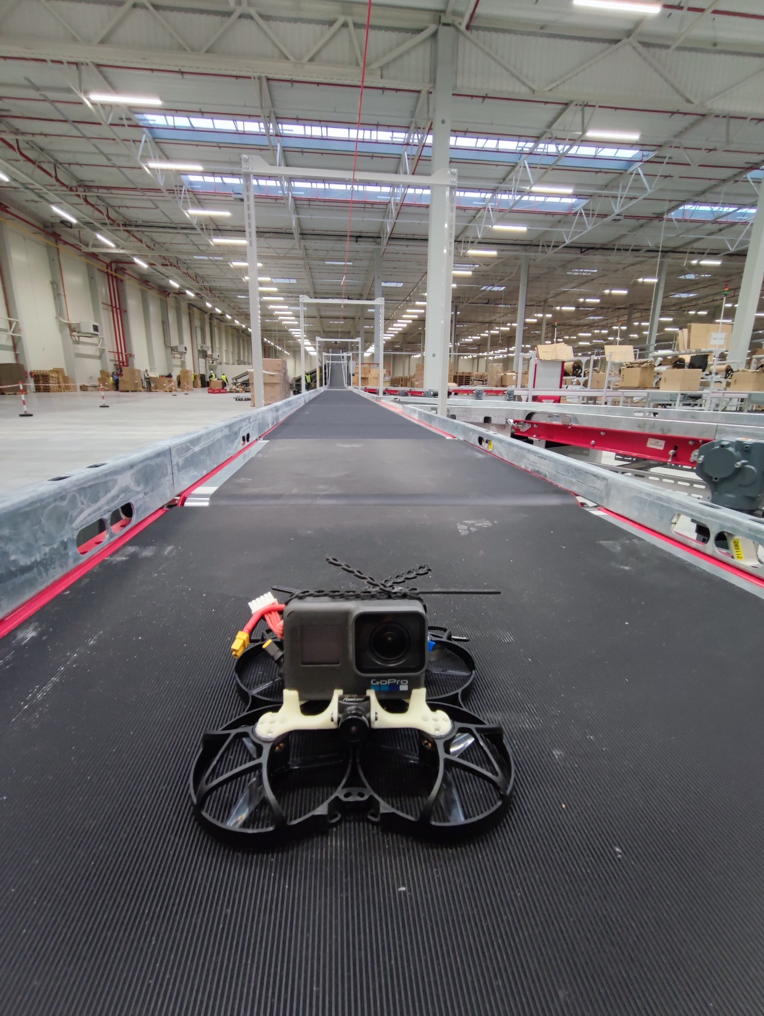 Realizacje materiałów w obiektach przemysłowych i biurowych