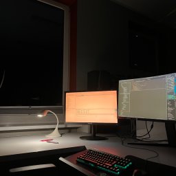 Rafał - Zdjęcie stanowiska w moim biurze.