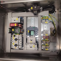 InduControl Automatyka Sebastian Gancarz - Dedykowane układy sterujące maszyn