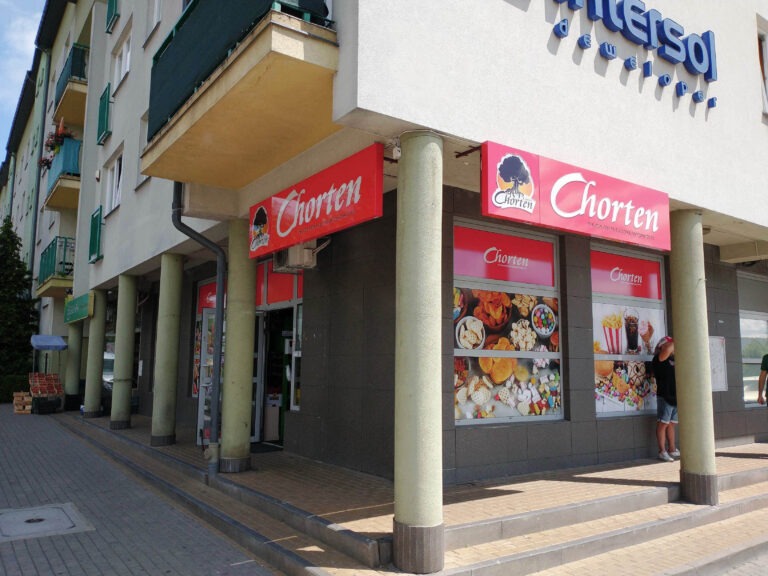 BrandCoast - producent oznakowania dla sieci sprzedaży.