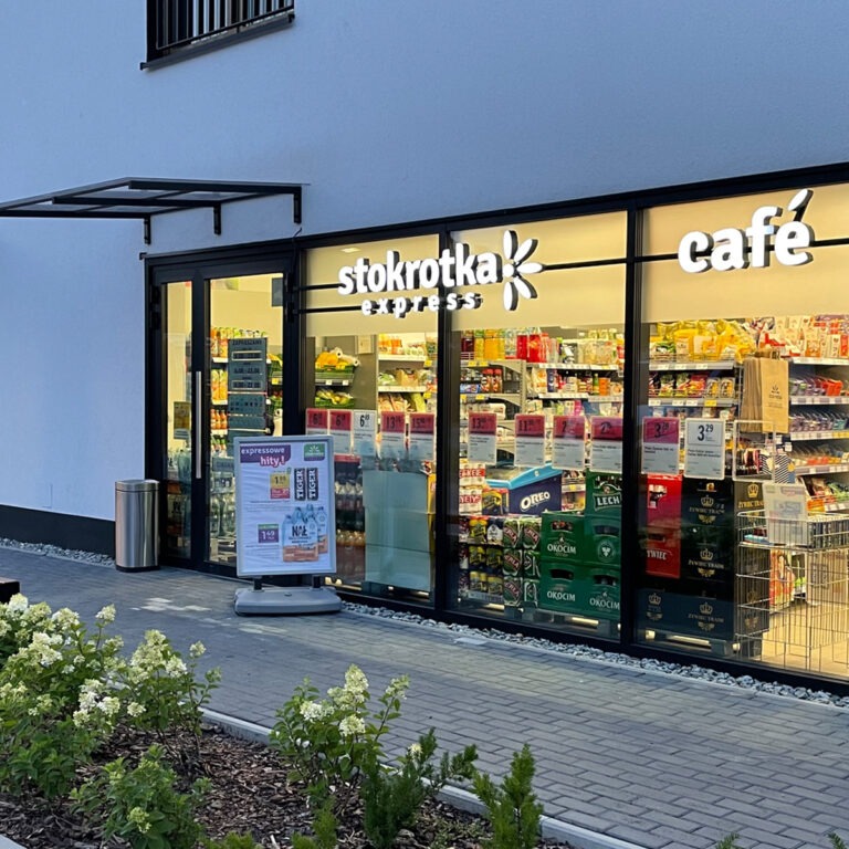 BrandCoast - producent oznakowania dla sieci.