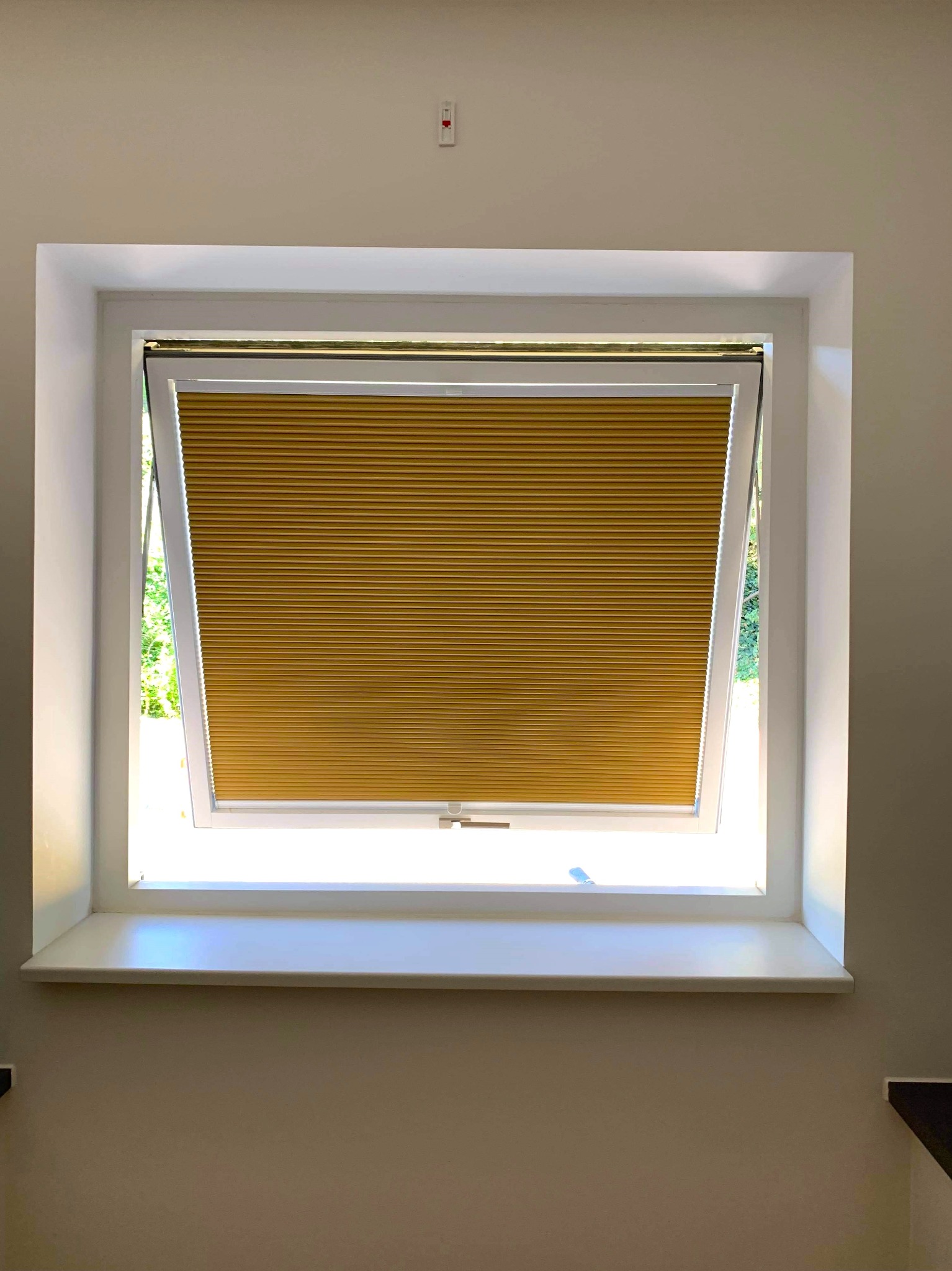 Duoplisy termoizolacyjne – Innowacyjne żaluzje, które zapewniają świetną izolację cieplną i atrakcyjne ceny.