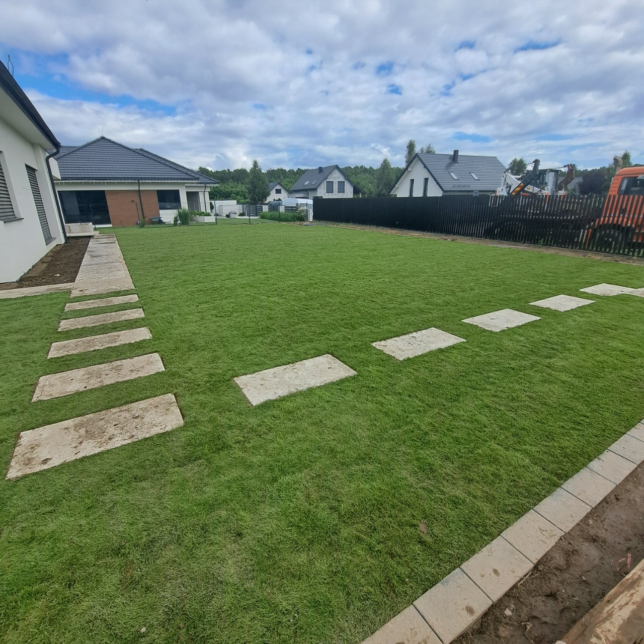 Zakładanie trawnika systemy nawadniające