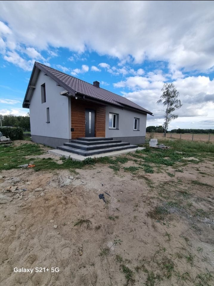 Mały domek na wsi . Ocieplenie