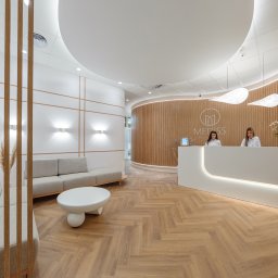 Kompleksowa przebudowa pomieszczeń na klinikę medyczną w budynku VIGO, Gdańsk, ul. Szymanowskiego 2 wg projektu pracowni DECADA  z Sopotu.